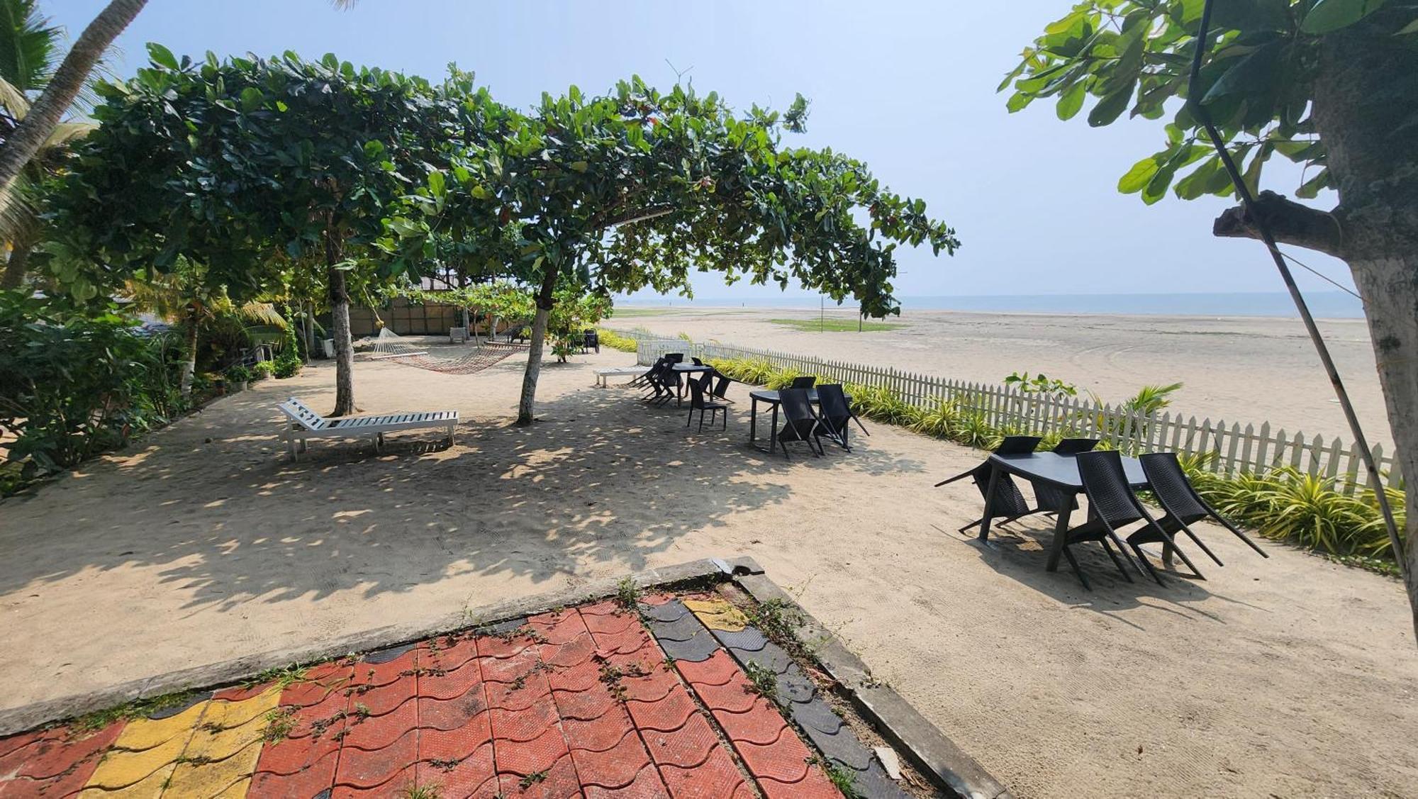 Palm Beach Resort, Alleppey Alappuzha Ngoại thất bức ảnh